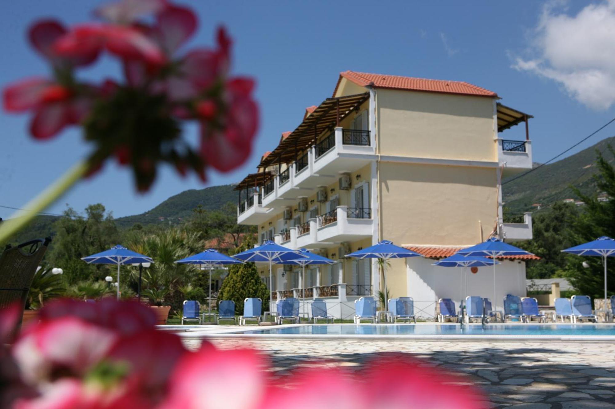 Byzantio Hotel & Apartments Parga Bagian luar foto