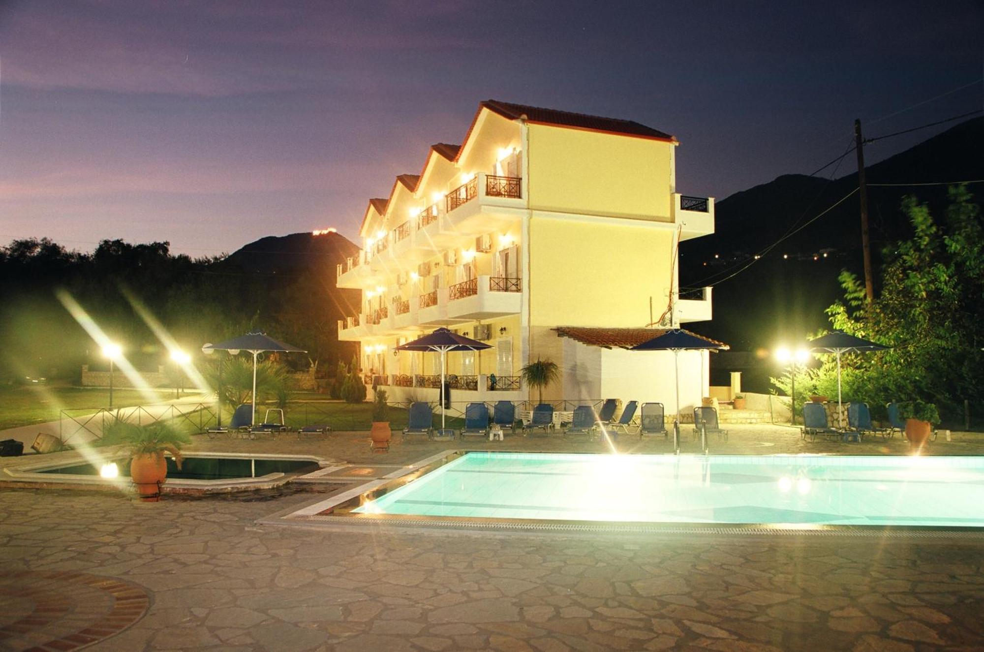 Byzantio Hotel & Apartments Parga Bagian luar foto