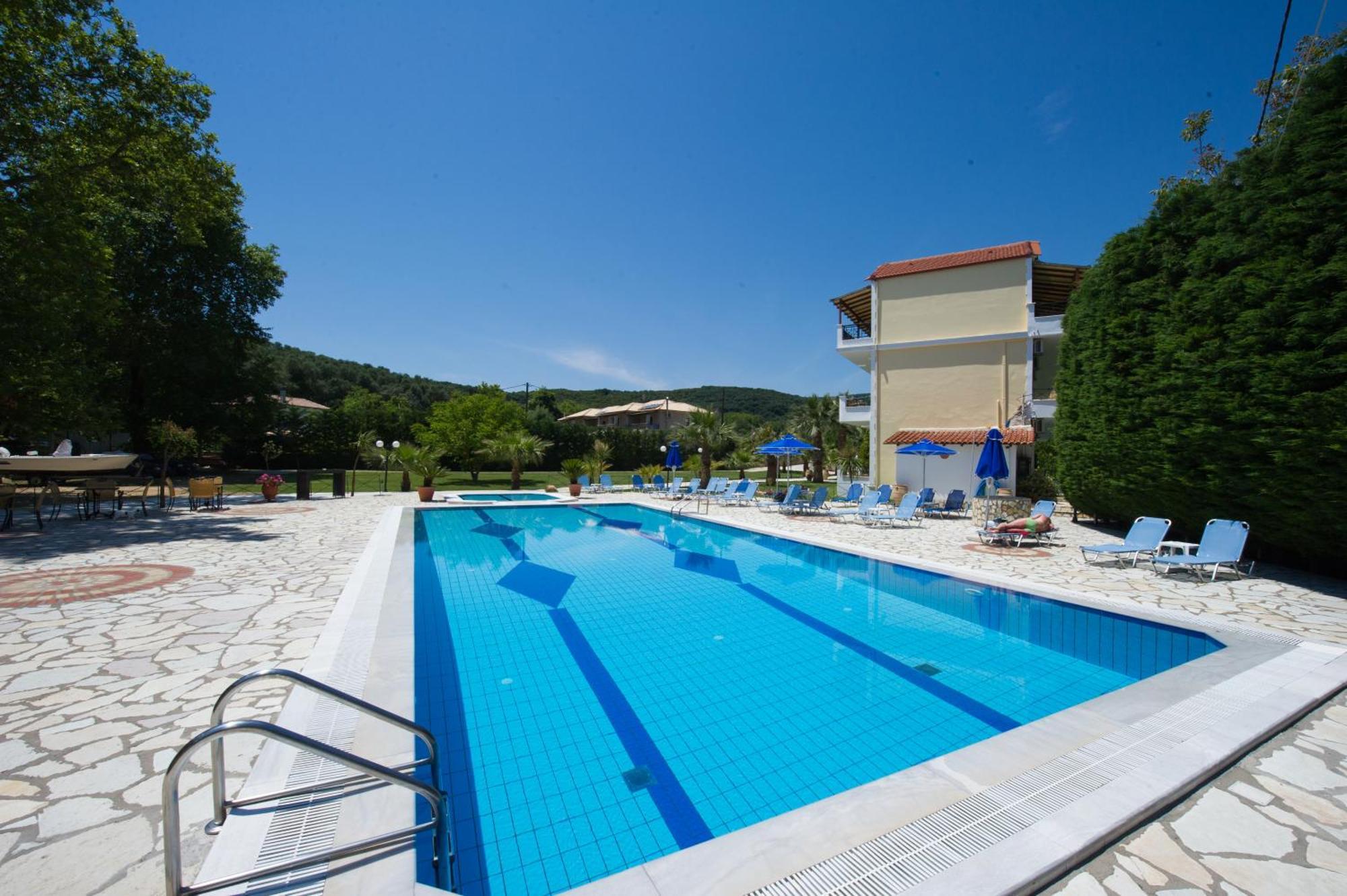 Byzantio Hotel & Apartments Parga Bagian luar foto