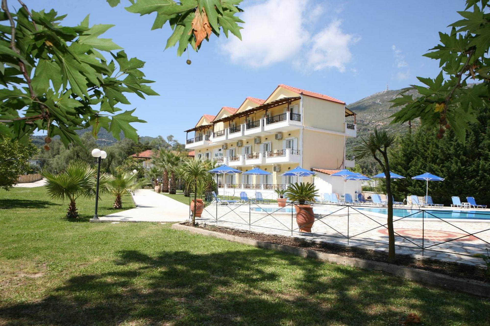 Byzantio Hotel & Apartments Parga Bagian luar foto