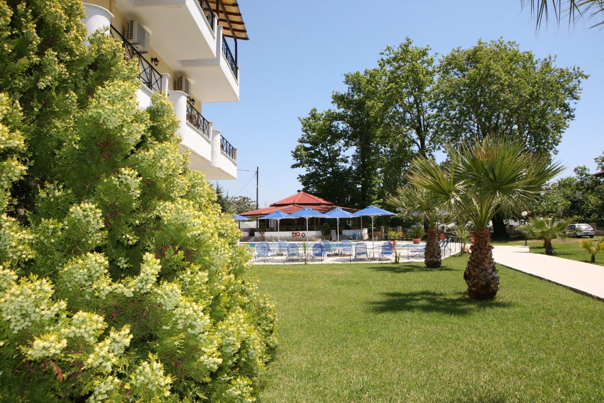 Byzantio Hotel & Apartments Parga Bagian luar foto